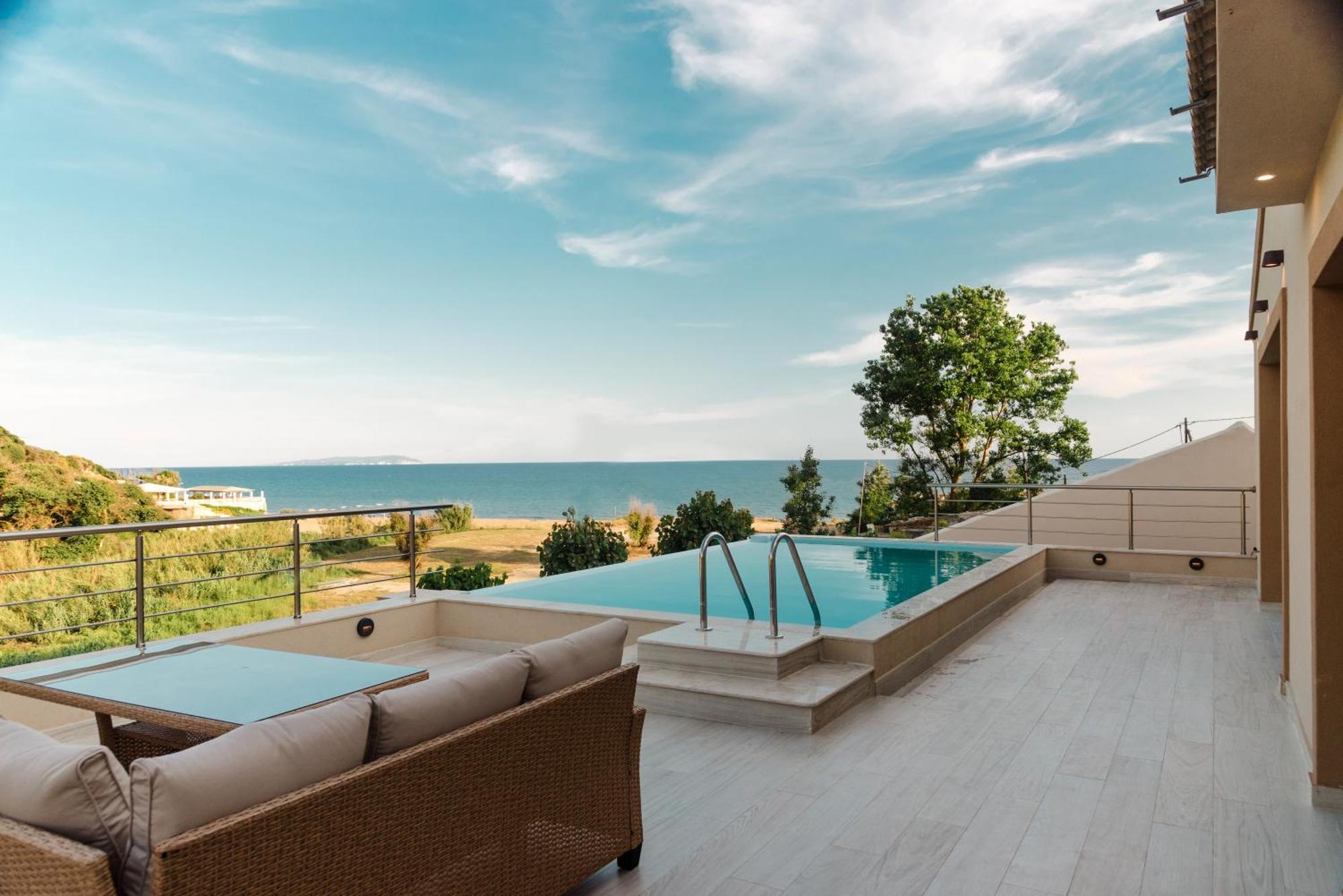 Villa Vasillis-Heated Swimming Pool With Infinity View Vitalades Luaran gambar