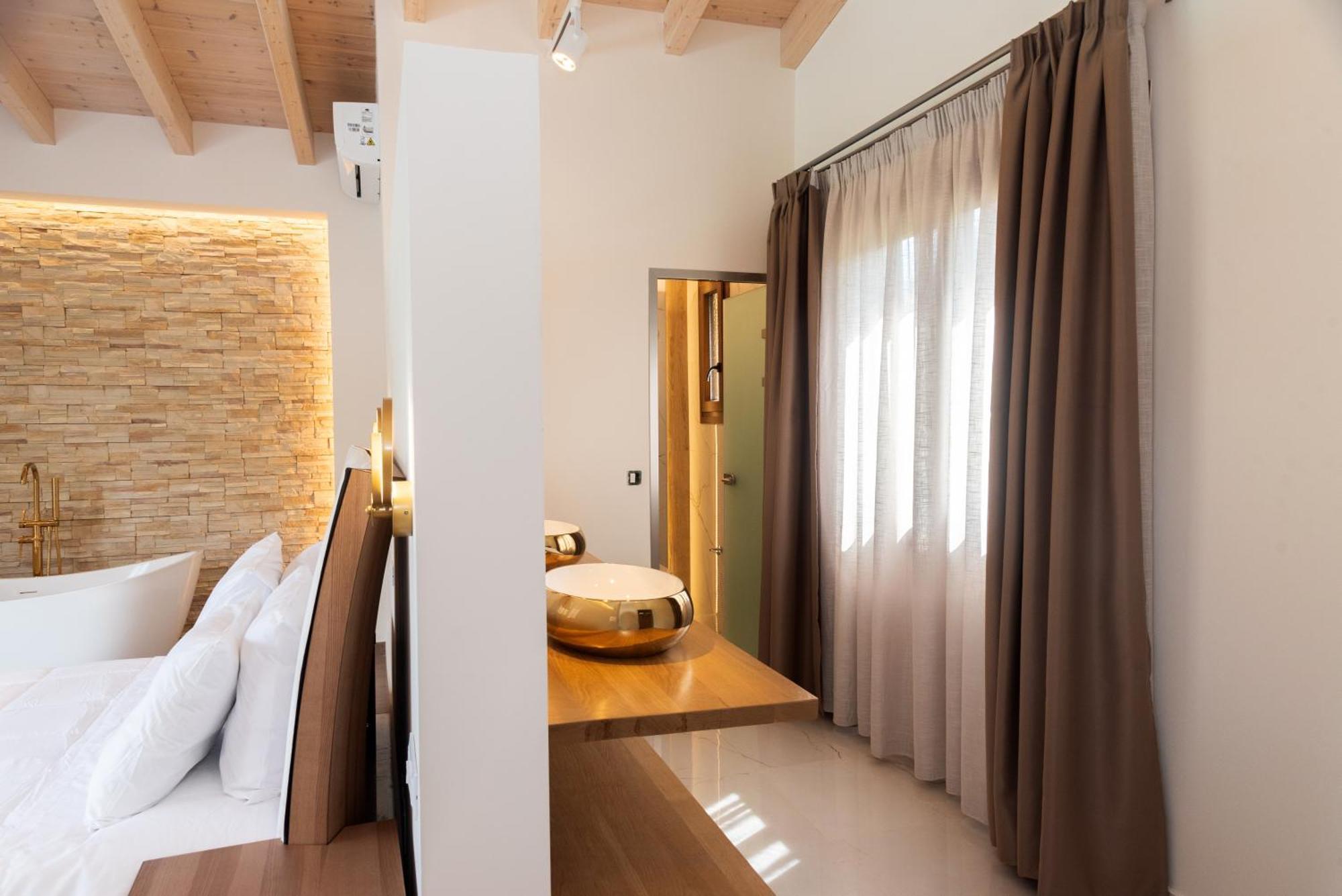 Villa Vasillis-Heated Swimming Pool With Infinity View Vitalades Luaran gambar