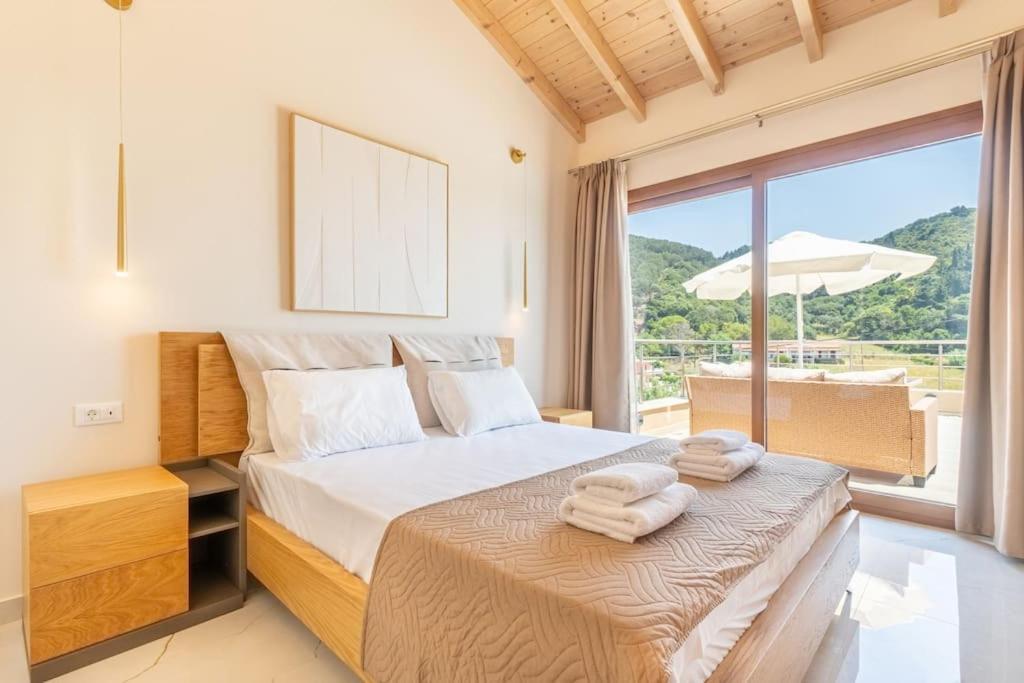 Villa Vasillis-Heated Swimming Pool With Infinity View Vitalades Luaran gambar