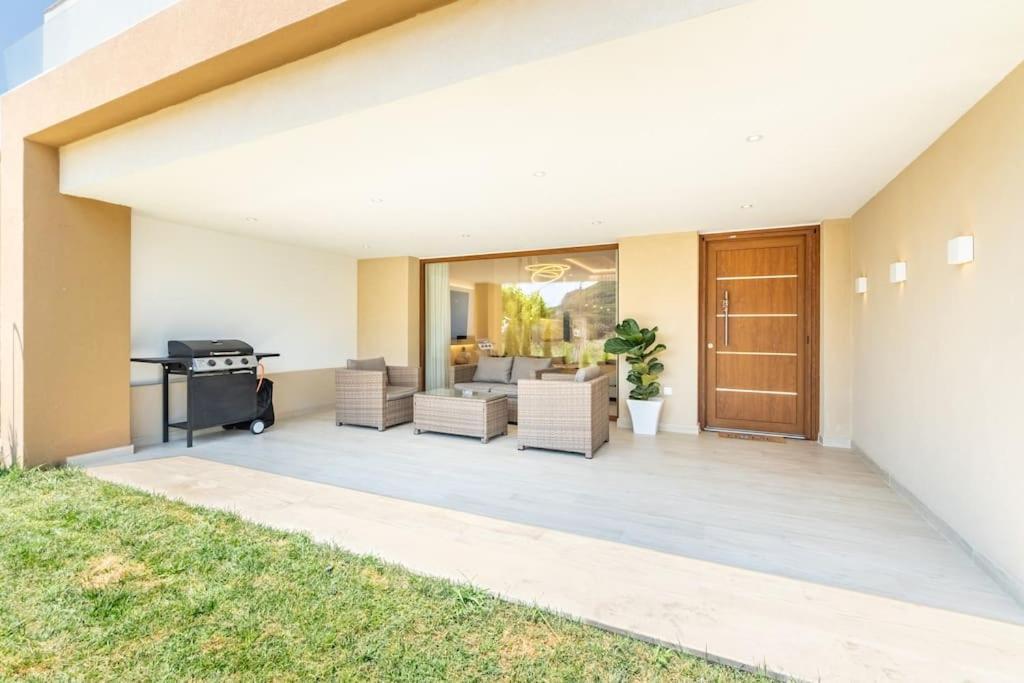 Villa Vasillis-Heated Swimming Pool With Infinity View Vitalades Luaran gambar